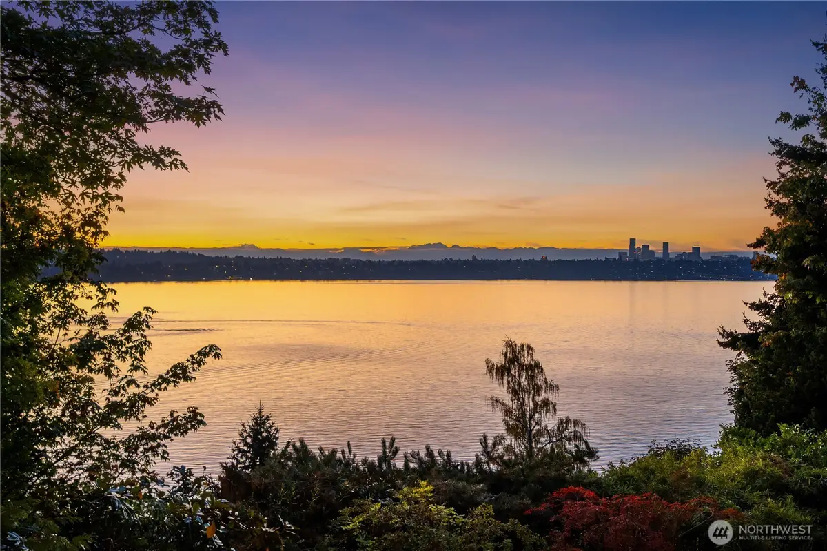 4429 Forest Avenue Se, Mercer Island, WA 98040 - #1