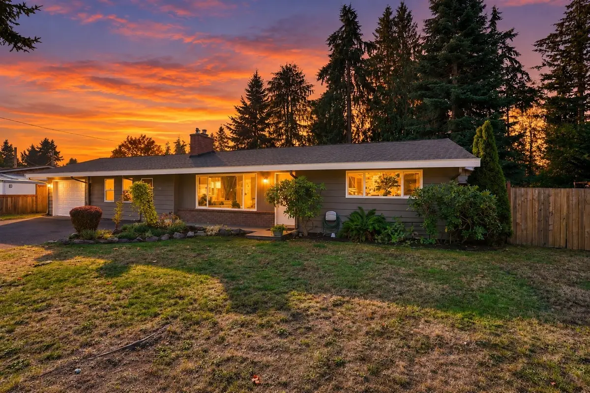 208 116th Place Se, Everett, WA 98208 - #1