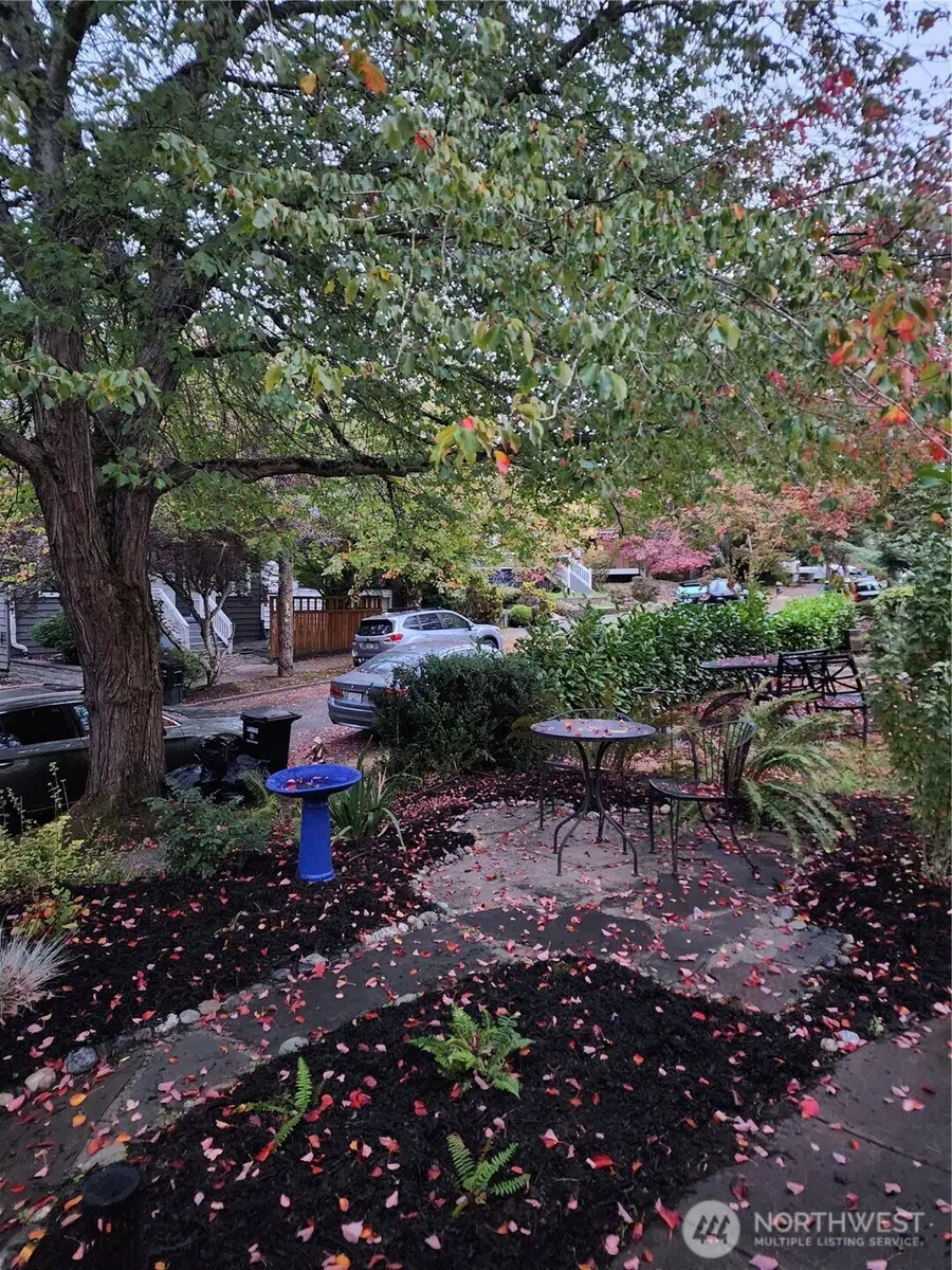 1613 N 52nd Street, Seattle, WA 98103 - #2