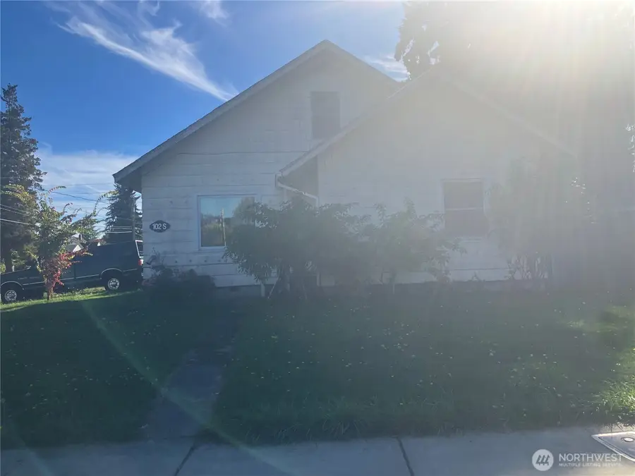 102 S 64th St, Tacoma, WA 98408 - #2