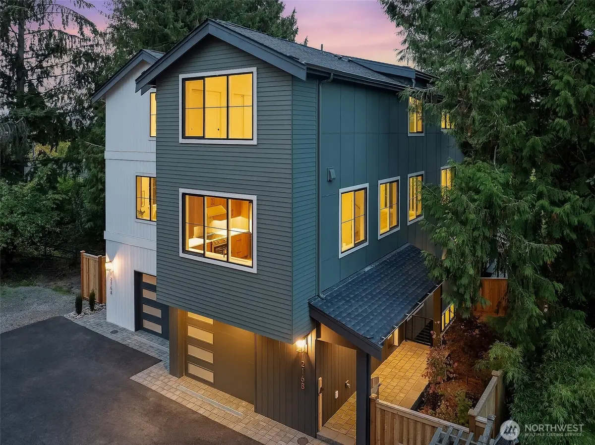 1216 NE 103rd Street, Seattle, WA 98125 - #1