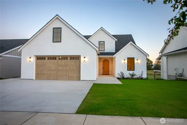 1986 Steelhead Way, Lynden, WA 98264