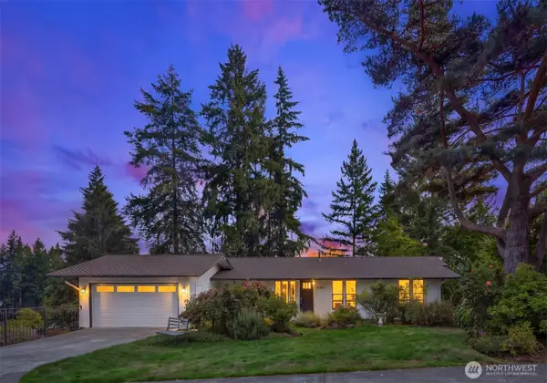 940 178th Place Ne, Bellevue, WA 98008