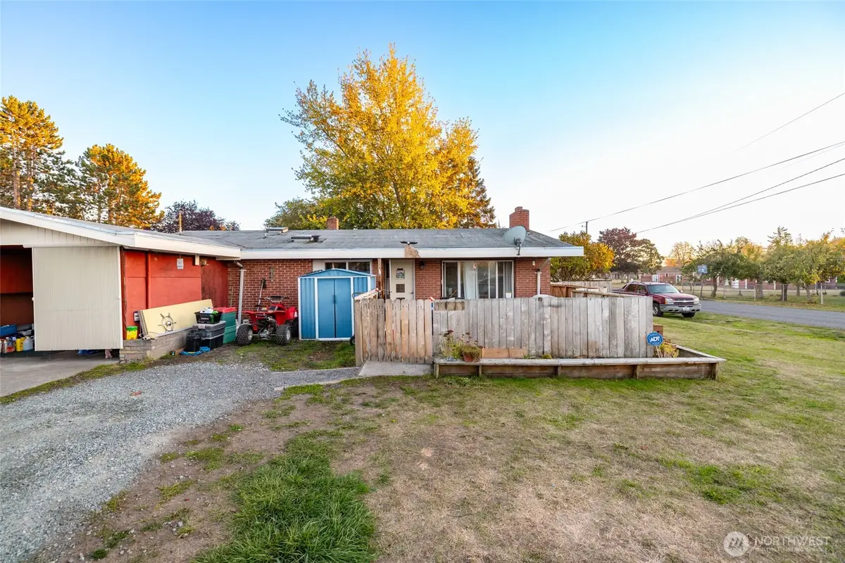 723 SE 6th Avenue, Oak Harbor, WA 98277 - #1