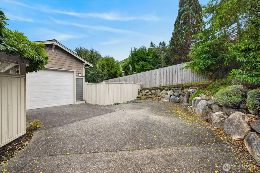 2211 19th Street, Anacortes, WA 98221 - #3