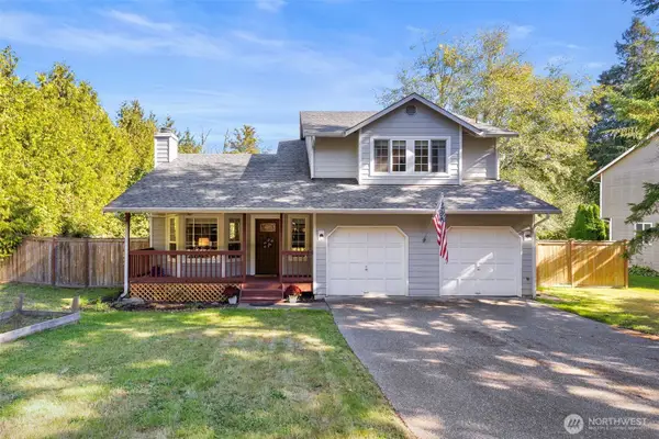 7680 Beacon Place Ne, Bremerton, WA 98311