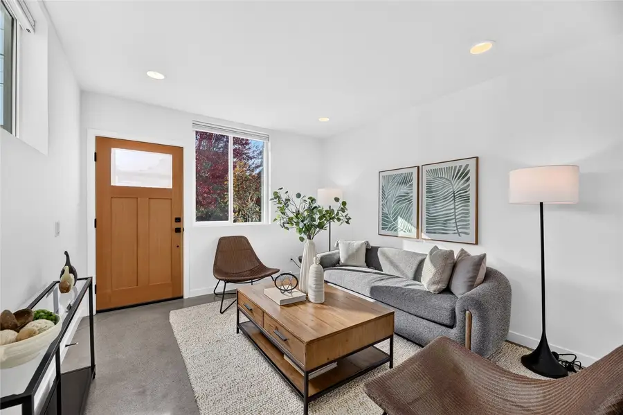 2636 NW 58th Street, Seattle, WA 98107 - #3