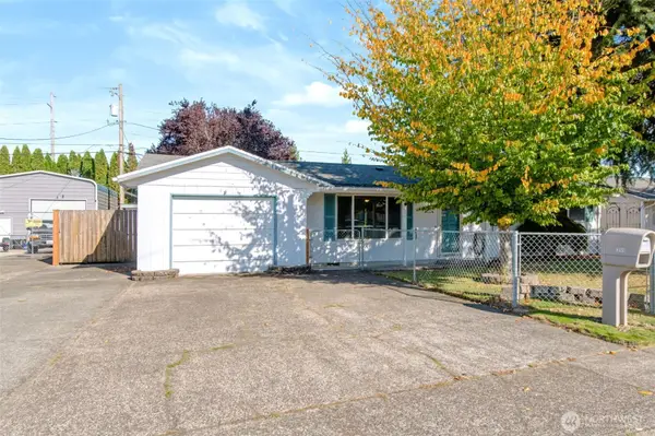 359 Douglas St, Longview, WA 98632