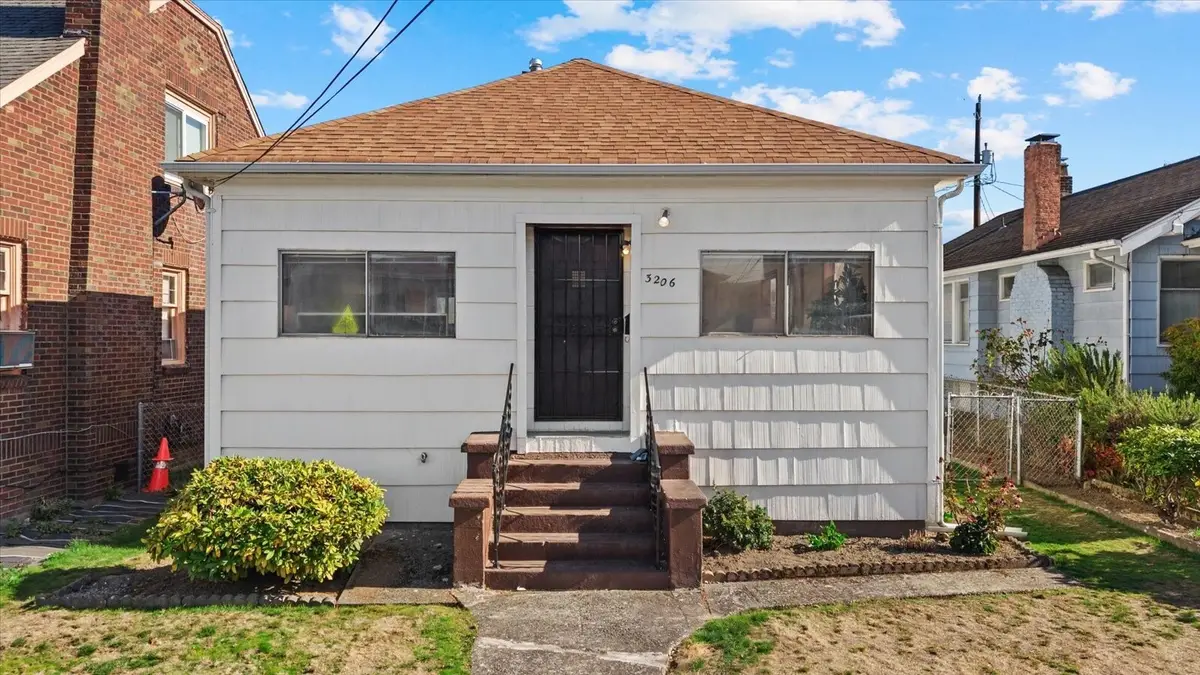 3206 18th Avenue S, Seattle, WA 98144 - #1