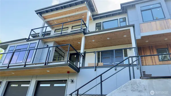 23818 SE 59th Street, Issaquah, WA 98029