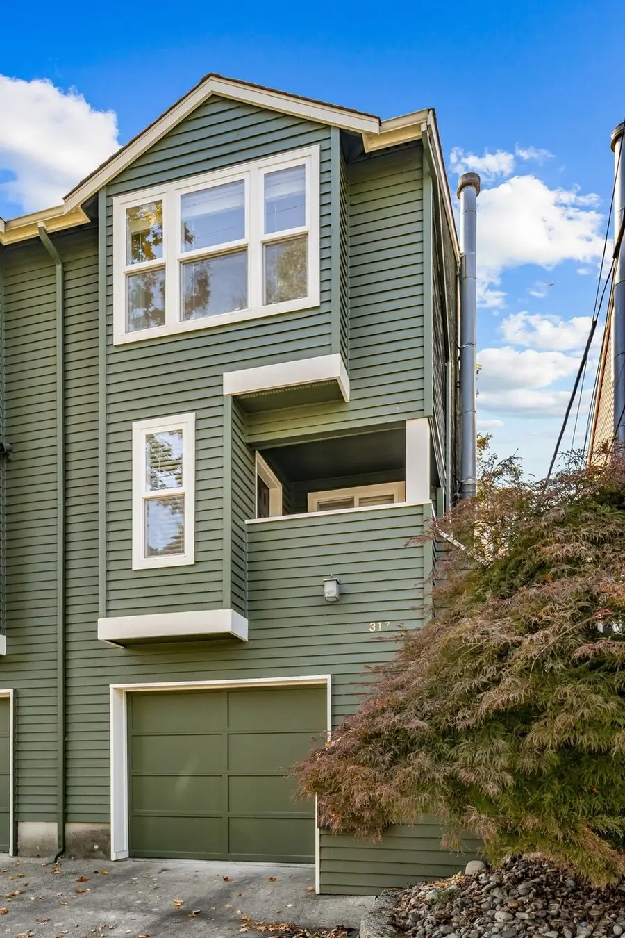 317 27th Avenue E, Seattle, WA 98112 - #2