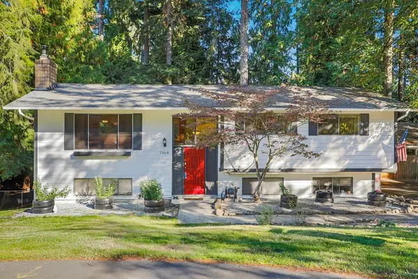7468 Tepee Circle Ne, Bremerton, WA 98311
