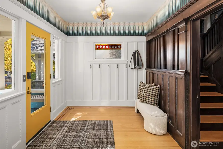 1154 18th Avenue E, Seattle, WA 98112 - #3