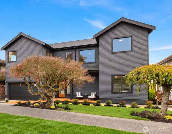 3020 38th Avenue W, Seattle, WA 98199