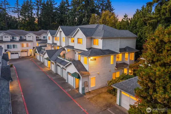 16219 Northup Way #C-201, Bellevue, WA 98008
