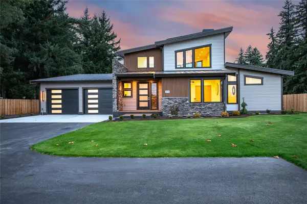 204 E Wiser Lake Road, Lynden, WA 98264