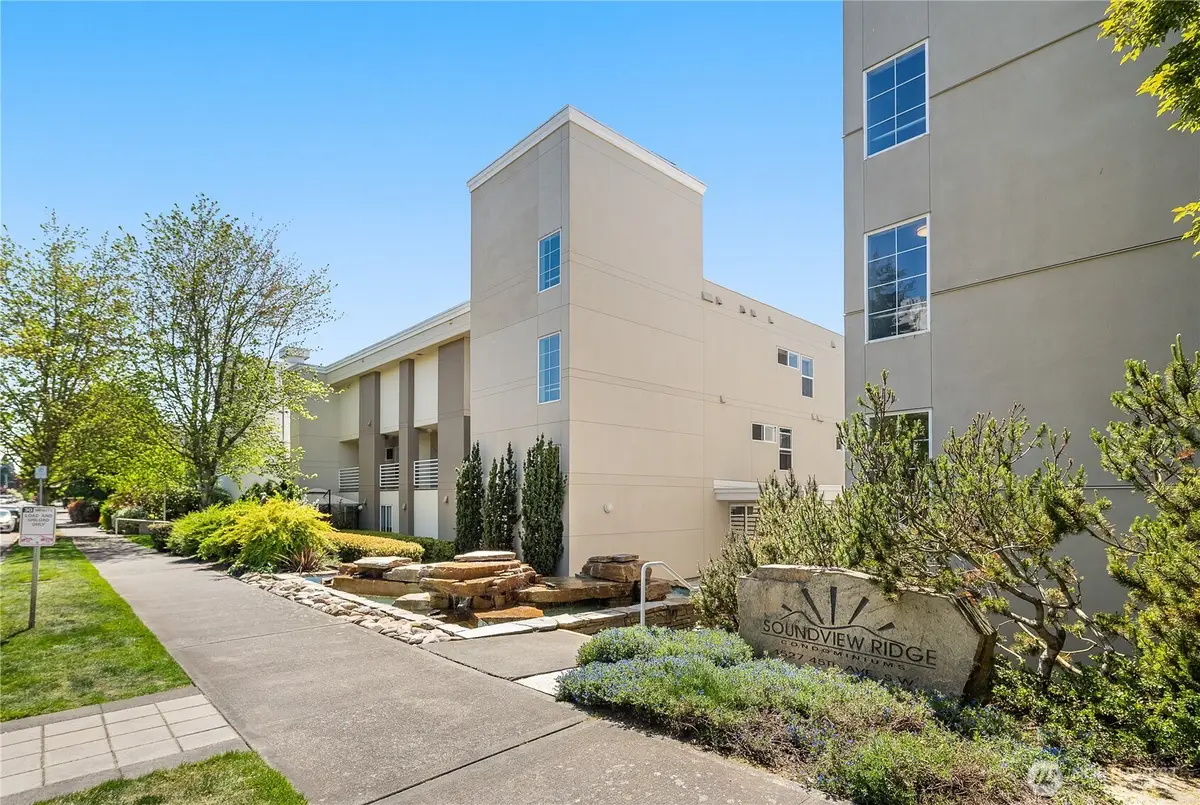 4527 45th Avenue Sw #204S, Seattle, WA 98116 - #1