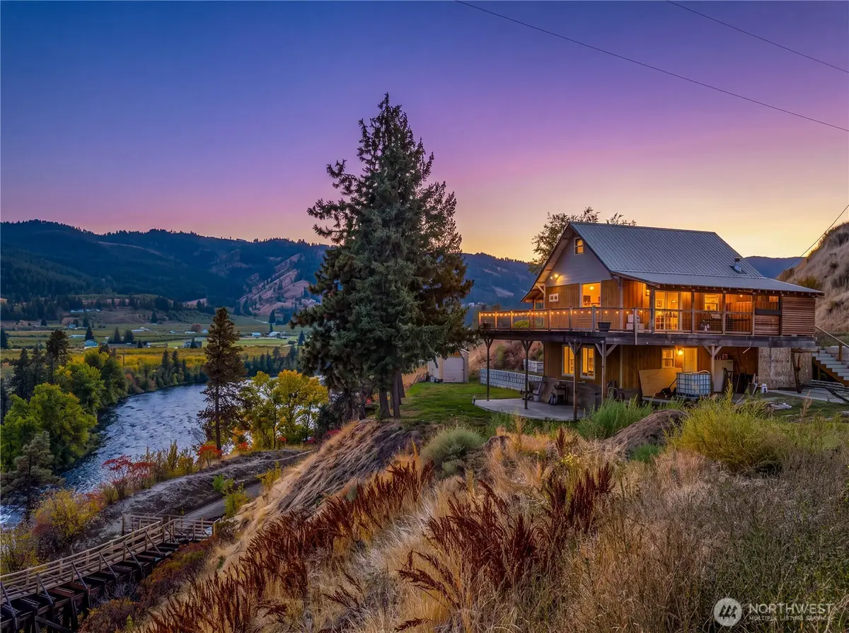 7985 North Dryden Road, Cashmere, WA 98815 - #1
