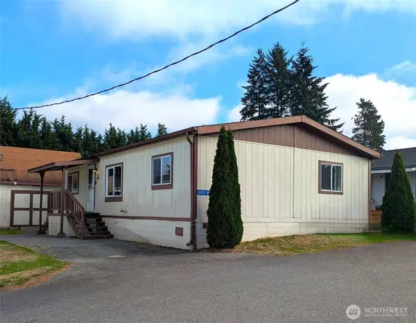 19920 67th Avenue Ne #44, Arlington, WA 98223