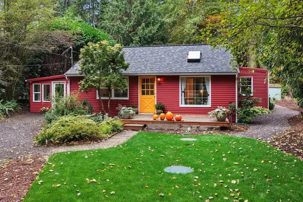 12059 N Madison Avenue Ne, Bainbridge Island, WA 98110