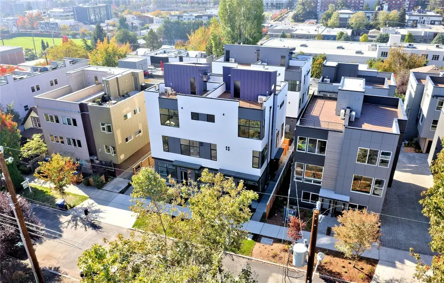 715 15th Avenue #A, Seattle, WA 98122 - #2