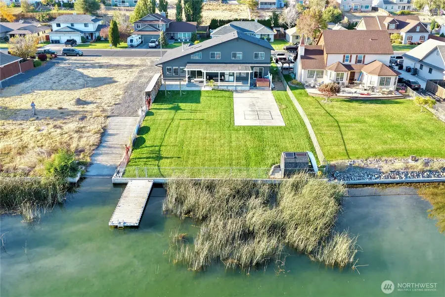 915 W Edgewater Lane, Moses Lake, WA 98837 - #3