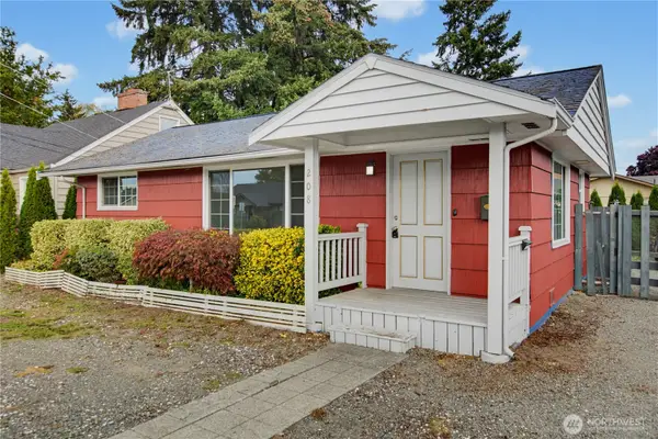208 M Street Se, Auburn, WA 98002