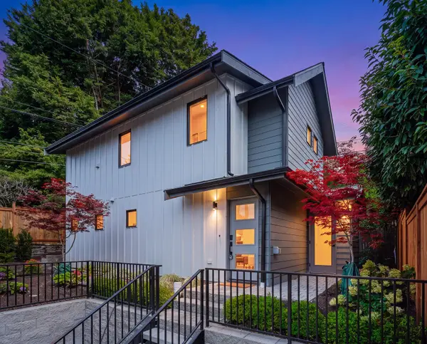6030 41st Avenue Ne, Seattle, WA 98115