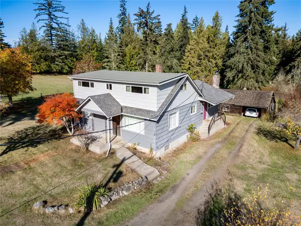 494 Marsden Road, Port Angeles, WA 98362