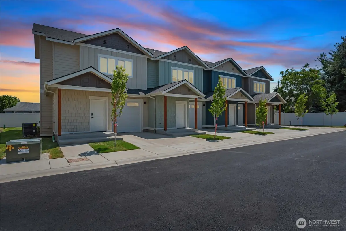 1030 Finch Lane #C4, Wenatchee, WA 98801 - #1