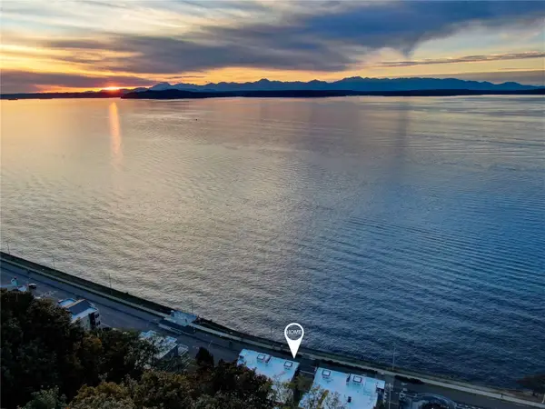 1388 Alki Avenue Sw #202, Seattle, WA 98116