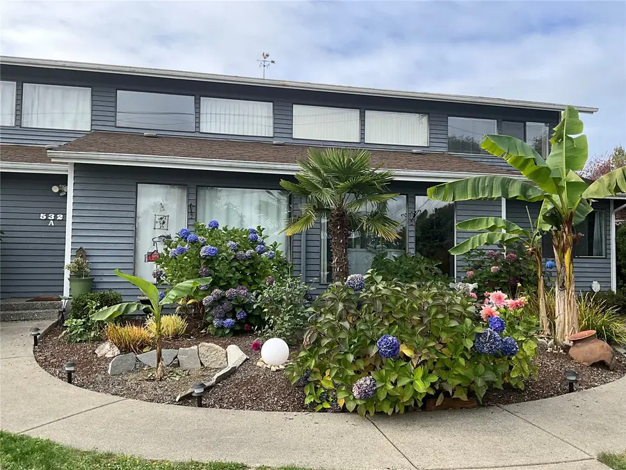 532 Hawthorne Street #A & B, Everett, WA 98201 - #3