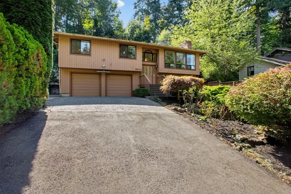 3811 SW Orchard Street, Seattle, WA 98126