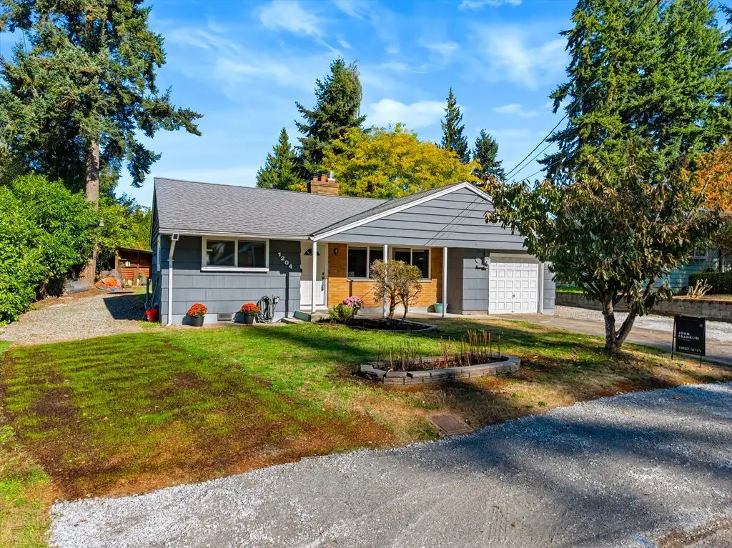 1204 N 172nd Street, Shoreline, WA 98133 - #1