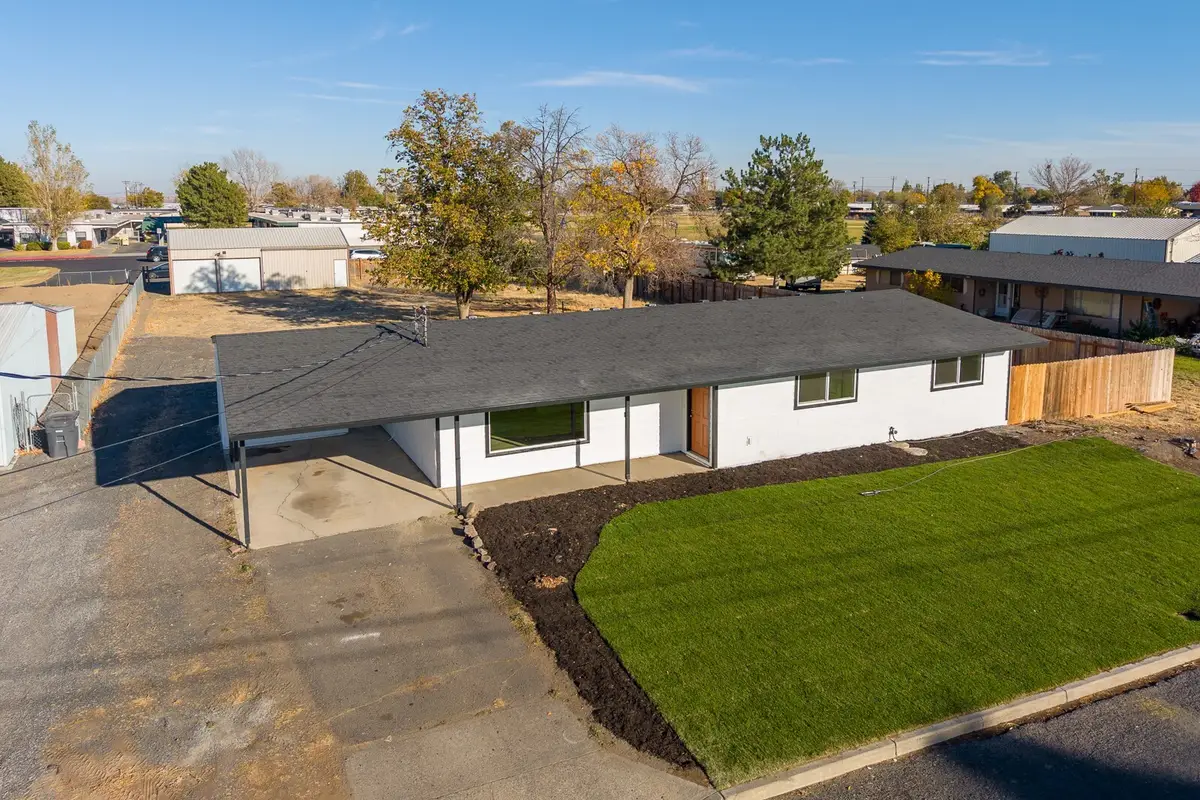 130 Schilling Drive, Moses Lake, WA 98837 - #1