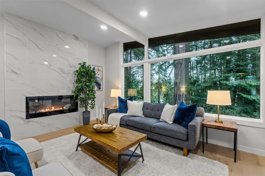 3901 151st Avenue Se, Bellevue, WA 98006 - #2