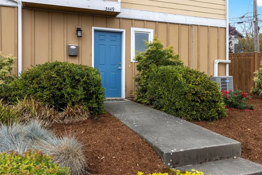3449 Gilman Avenue W, Seattle, WA 98199 - #3