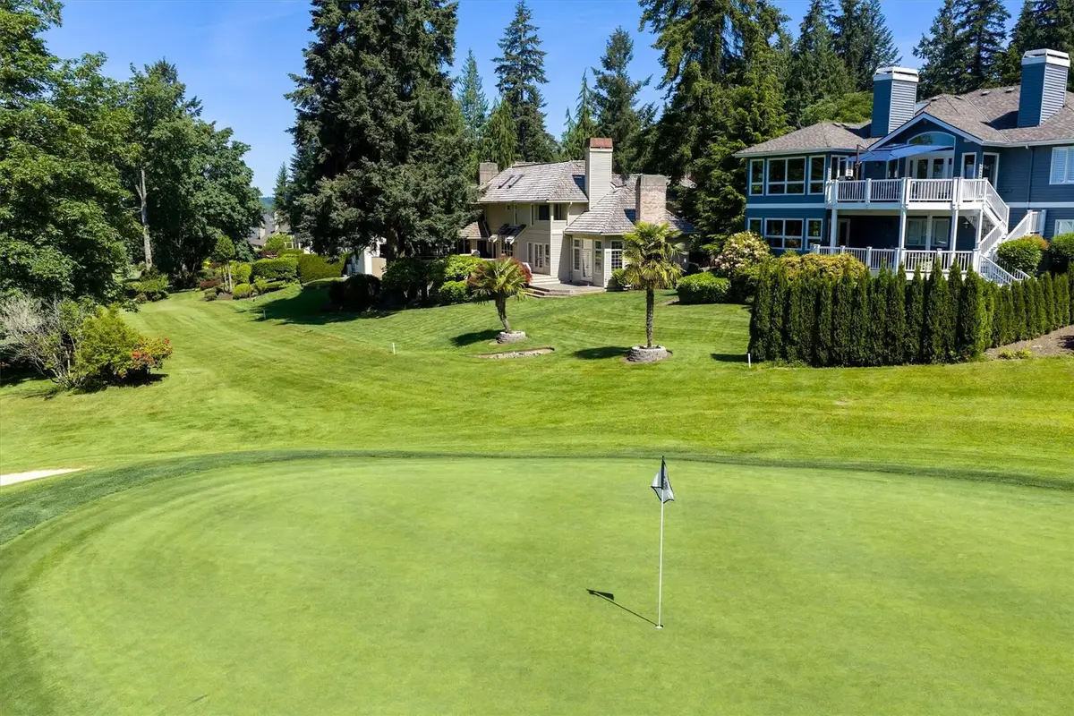 13713 209th Avenue Ne, Woodinville, WA 98077 - #1