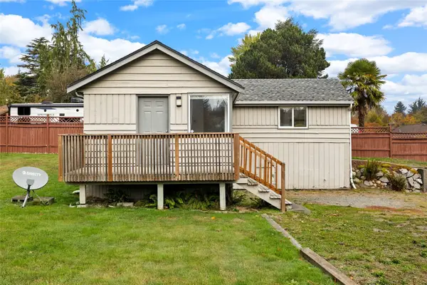 15227 42nd Avenue S, Tukwila, WA 98188