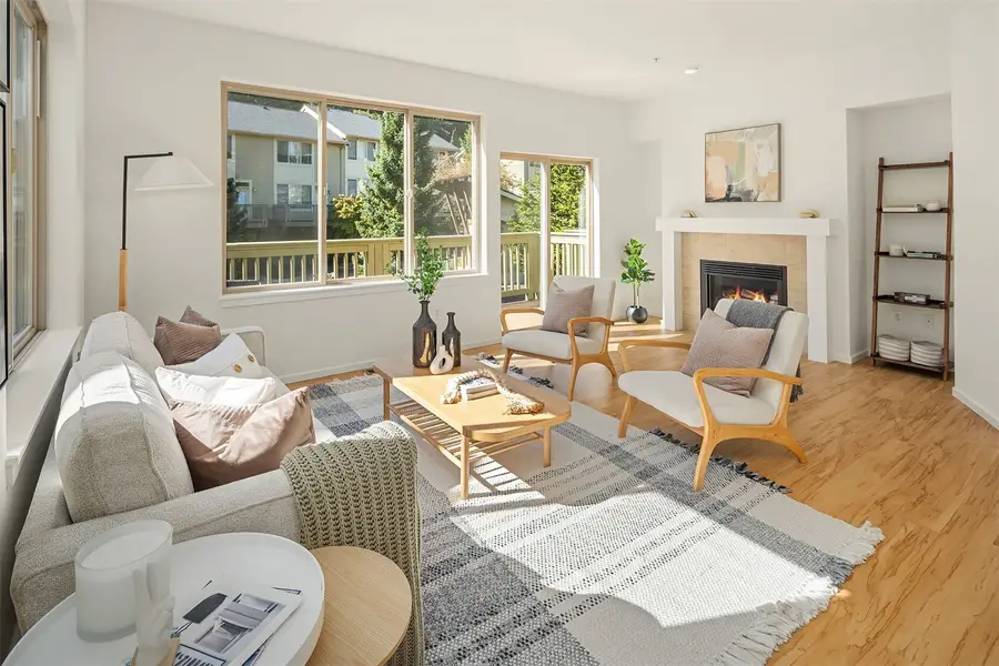 377 NW Pebble Lane, Issaquah, WA 98027 - #3
