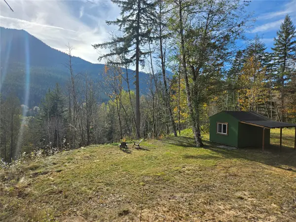 0 Highway 2, Skykomish, WA 98288
