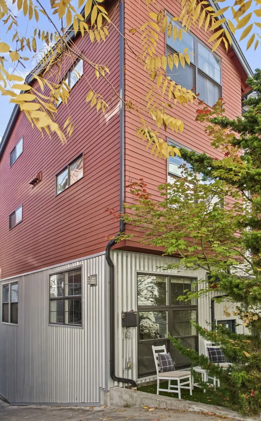 3607 N Interlake Ave N #B, Seattle, WA 98103 - #3