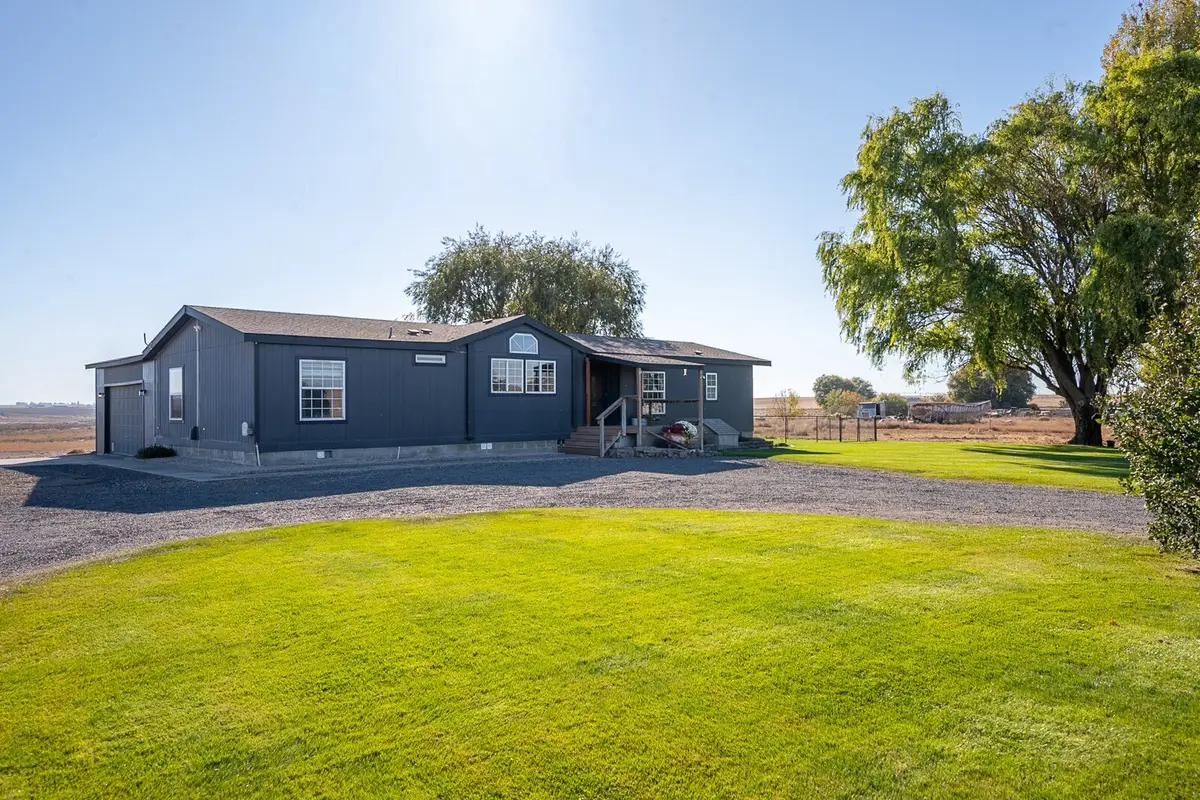 17747 Road 3 Se, Moses Lake, WA 98837 - #1