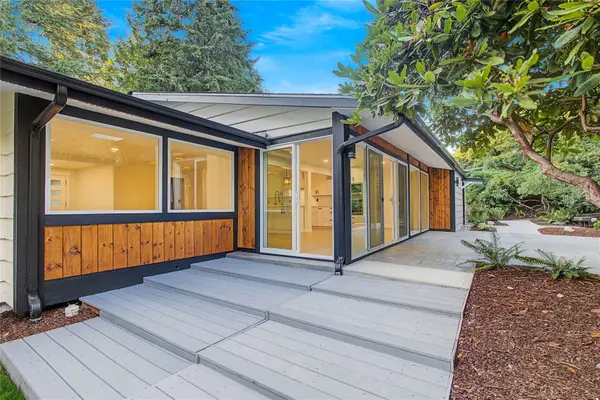 31222 22nd Avenue Sw, Federal Way, WA 98023