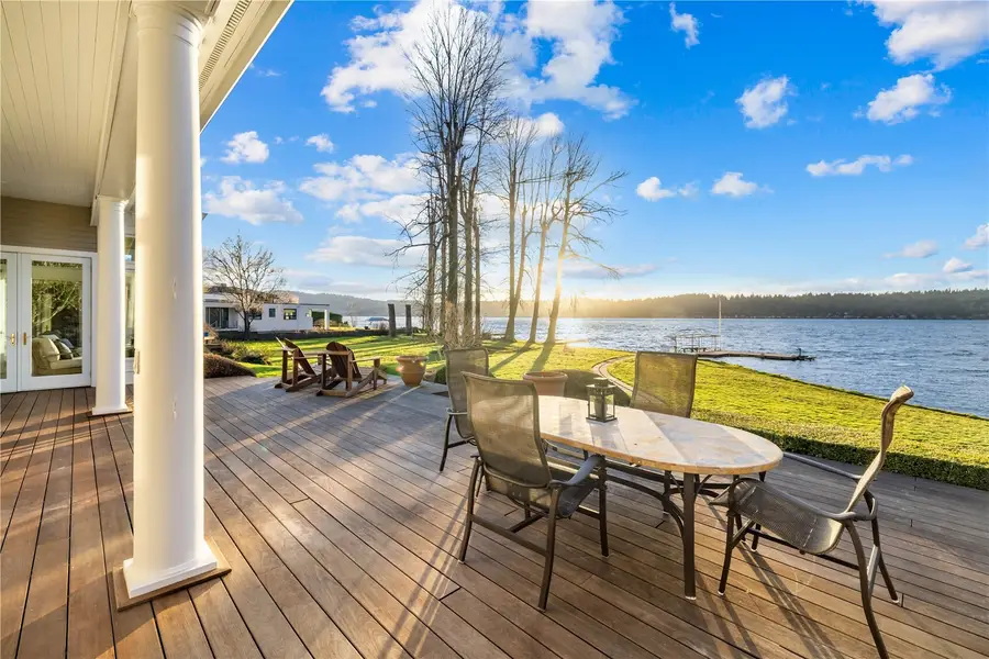 649 E Lake Sammamish Parkway Se, Sammamish, WA 98074 - #3