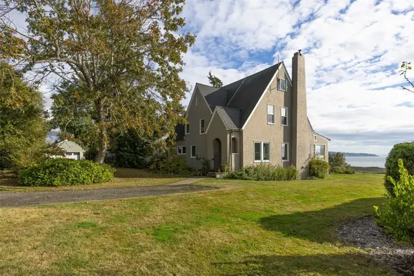 3041 Eldridge Avenue, Bellingham, WA 98225