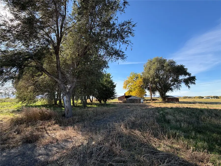 409 S Main Street, Kittitas, WA 98934 - #2