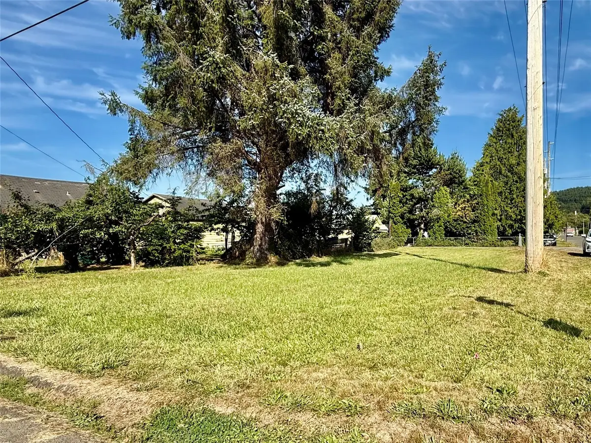 711 Queen, Hoquiam, WA 98550 - #1