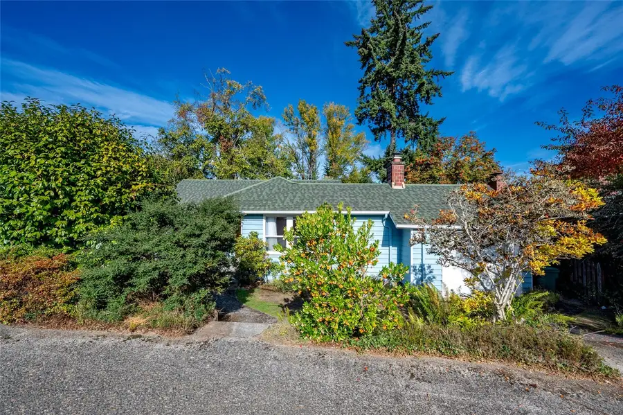 4528 NE 54th Street, Seattle, WA 98105 - #3
