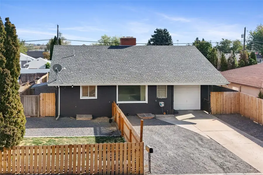 1218 SW D Street, Ephrata, WA 98823 - #2